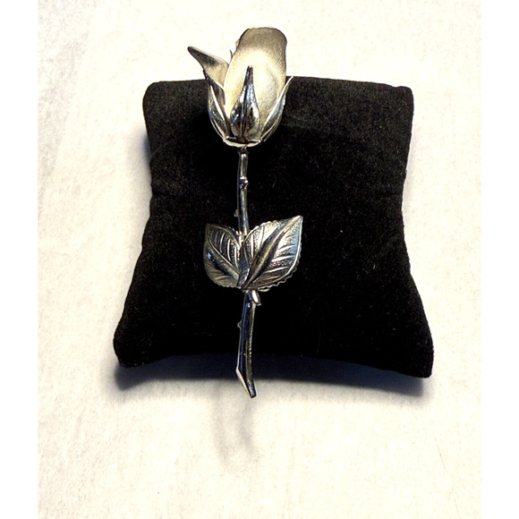 Vintage Silver Tone Long Stem Rose Brooch with Leaves 1960's Detailed Pin - Picture 1 of 7